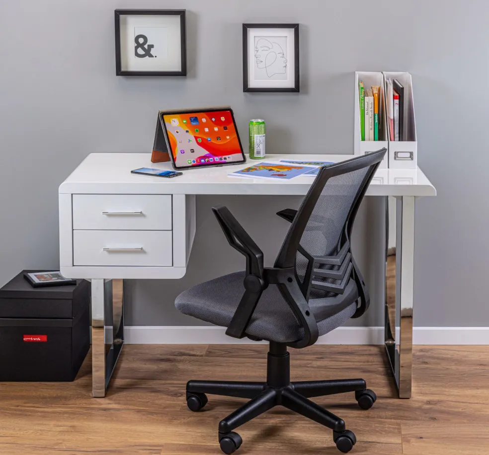 Chaise pivotante JILLI