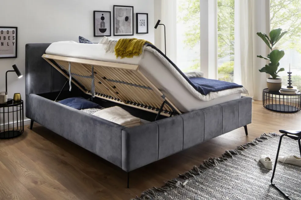 Lit rembourré LIZZANO