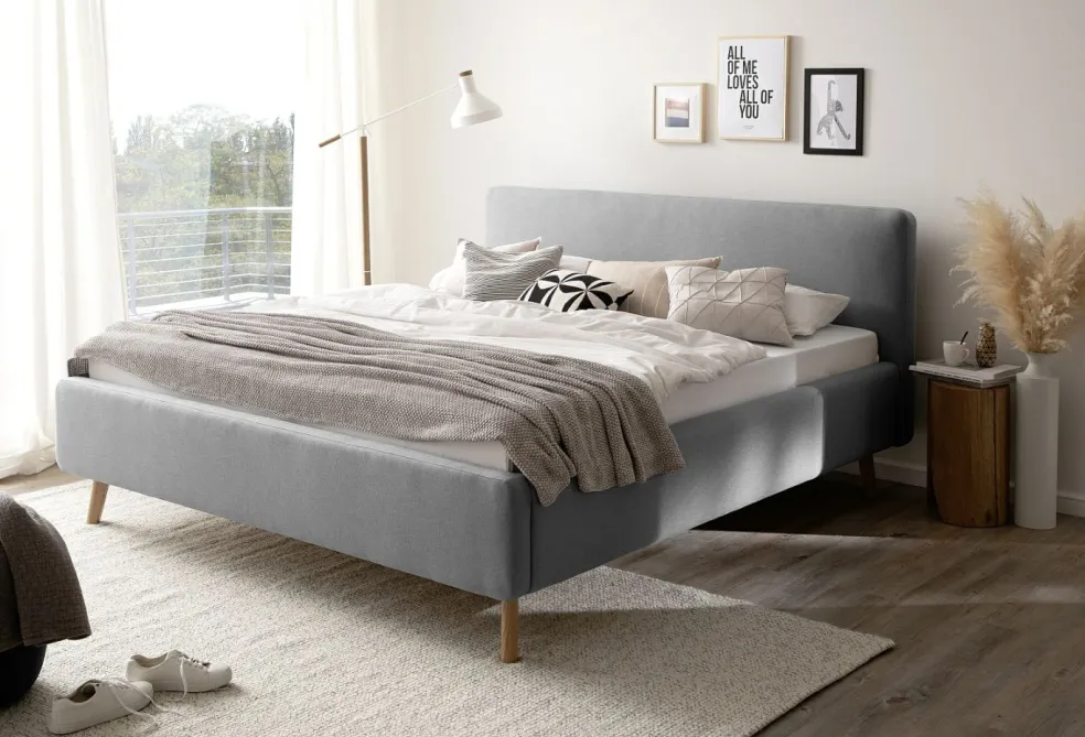 Lit rembourré MATTIS