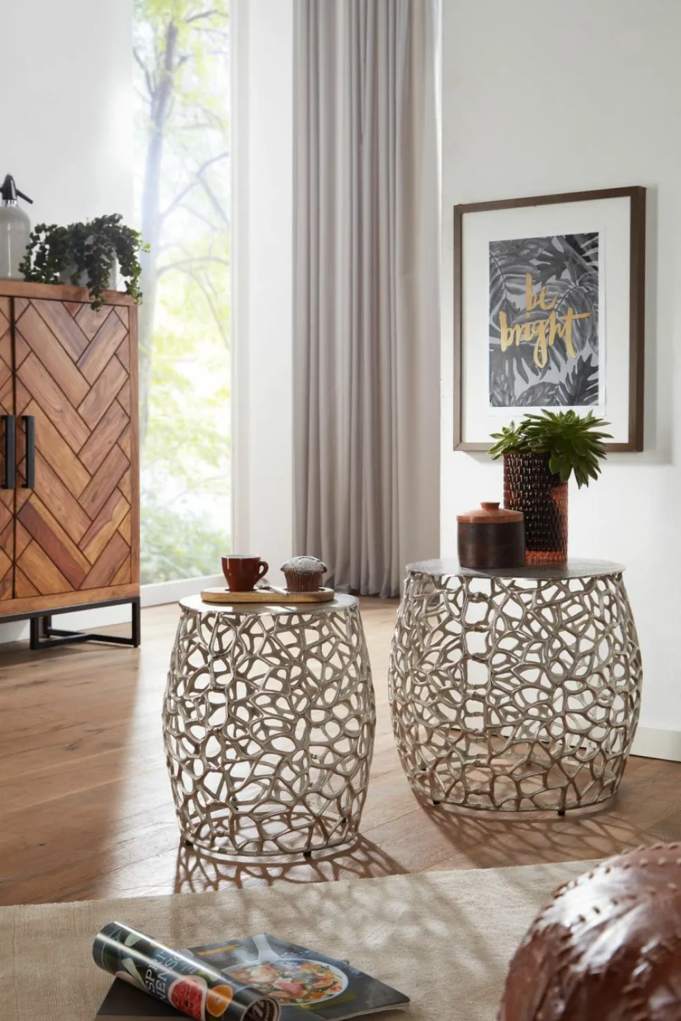 Lot de 2 tables d'appoint WICHIAN BURI