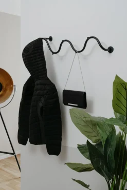 Patère murale DERBY 46D