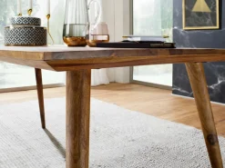 Table à dîner PHU LOMLO