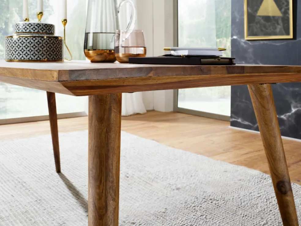 Table de repas PHU LOMLO